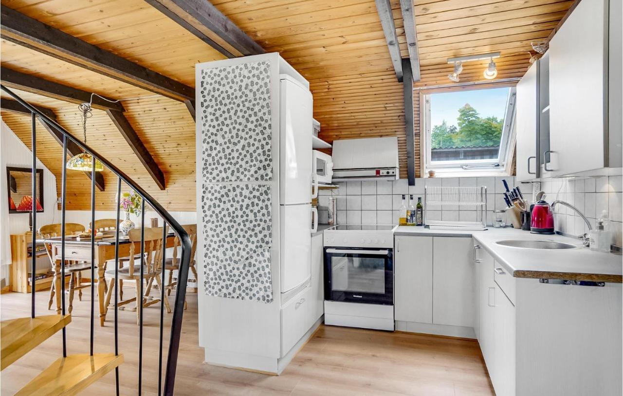 Amazing Home In Logstrup With Kitchen Zewnętrze zdjęcie