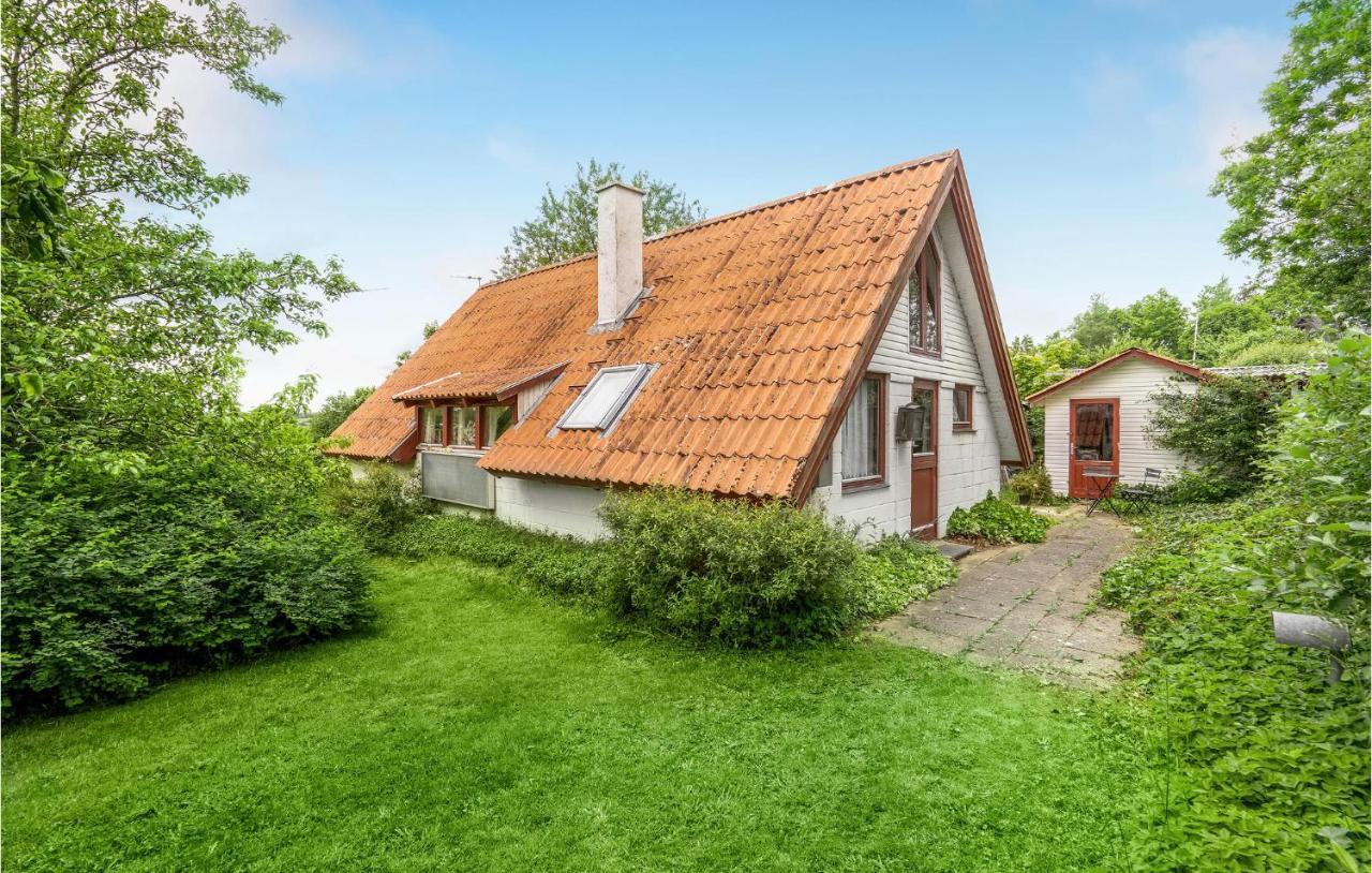Amazing Home In Logstrup With Kitchen Zewnętrze zdjęcie